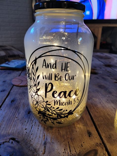 Mason Jar Tattoo, Bible Verse Jar, Prayer Jar, Bible Verse Painting, Wet Felting Projects, Candle Ideas, Jar Ideas, Paint Night, Painted Jars