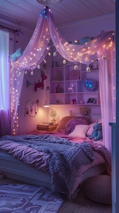 Purple Bedroom Aesthetic, Rooms For Girls Teenagers, Fern Decor, Bedroom Teenager, Teen Girl Bedroom Ideas, Purple Dorm, Apartment Bedroom Ideas, Baddie Apartment, Girl Bedroom Ideas