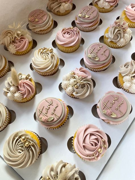 Birthday Cupcakes For Women, Bride Cupcakes, 50th Birthday Cupcakes, Deco Cupcake, Baby Shower Cupcakes For Girls, Elegant Cupcakes, Baby Shower Sweets, Boho Cake, Baby Shower Dessert Table