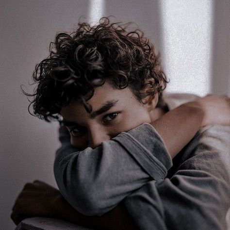 Leo Valdez Aesthetic, Jean Aesthetic, Brown Hair Male, Brown Hair Boy, Dark Curly Hair, The Heist, Brown Curly Hair, Character Inspiration Male, Boys With Curly Hair