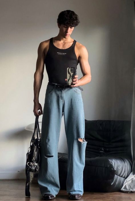 Mode Queer, Baggy Jeans Outfits, Baggy Jeans Outfit, Gender Fluid Fashion, Genderless Fashion, Men's Streetwear, Gender Fluid, Fashion Vibes, Streetwear Pants