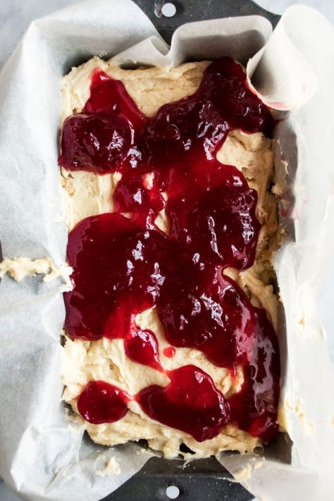 Strawberry Jam Coffee Cake. A decadent strawberry jam coffee cake just in time for Mother’s Day! Layers of tender cake, sweet jam, and buttery streusel. This cake is rich and definitely not lacking in streusel. Best breakfast recipe for a sweet treat. - The Original Dish, www.theoriginaldish.com Jam Loaf Cake, Strawberry Jam Coffee Cake, Quick Breads With Fruit, Recipes That Use Jam, Strawberry Jam Dessert Recipes, Baking With Jam, Jam Baking Recipes, Desserts With Strawberry Jam, Recipes With Strawberry Jam