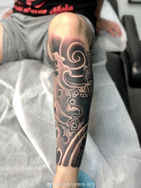 Japanese Leg Tattoos For Men, Japanese Leg Tattoo Men Design, Tattoo Leg Men, Tato Irezumi, Calf Tattoo Men, Japanese Leg Tattoo, Japanese Legs, Sketch Style Tattoos, Japanese Flower Tattoo