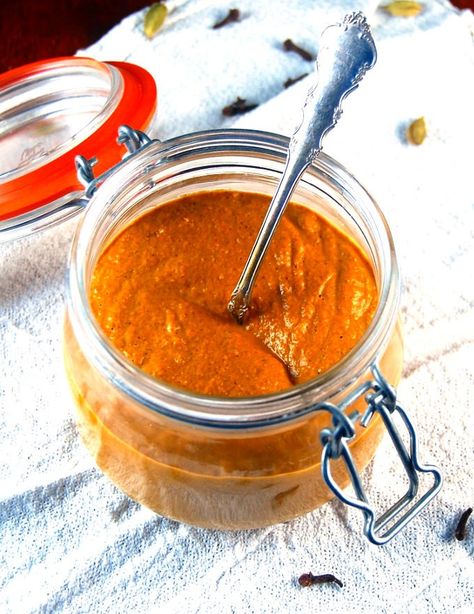 Tikka Masala Sauce, Masala Sauce, Paste Recipe, Homemade Spices, Tikka Masala, Holy Cow, Curry Paste, Samosa, Indian Dishes