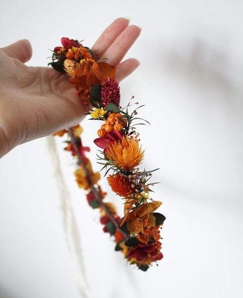 Fall Flower Hair Piece, Bridesmaids With Flower Crowns, Fall Floral Crown, Bridesmaids Flower Crown, Autumn Flower Crown, Autumn Crown, Flower Wedding Crown, Bridesmaid Flower Crown, Bridesmaid Wreath