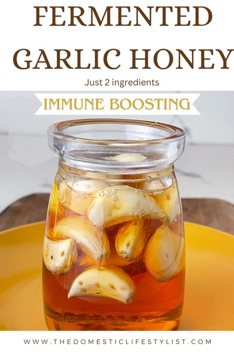 fermented garlic honey Garlic In Honey, Fermented Honey Garlic, Raw Honey Recipes, Fermented Garlic, Honey And Garlic, Fermented Honey, Natural Immune Boosters, Fermented Pickles, Garlic Benefits