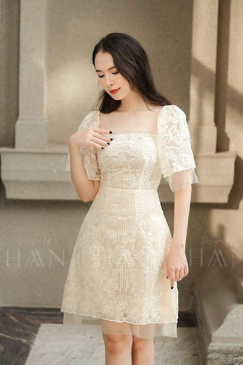 White Filipiniana Dress For Graduation, Filipiñana Dress Modern Casual, Modern Filipiniana Dress Knee Length, Filipina Dress, Modern Filipiniana Gown, Filipiniana Wedding Dress, Debut Dress, Grad Dress Ideas, Modern Filipiniana Dress