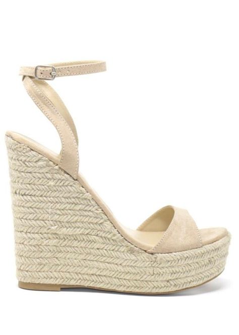 Best Travel Sandals, Travel Sandals, Nude Wedges, Chasing The Sun, Comfort Shoes Women, High Wedges, Lifestyle Trends, Espadrille Wedge, Fashion Heels