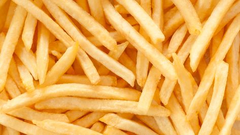 Reheat French Fries, Fried Chips, Low Fat Cooking, Crispy Chips, Veggie Fries, Crispy French Fries, Cheese Fries, Food History, Poutine