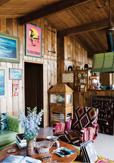 Eclectic beach house home decor endless summer Colorful Cabin, Surf Cottage, Decoration Surf, Cabin Houses, Panel Walls, Global Decor, Bohemian Living Rooms, Bohemian House, Surf House