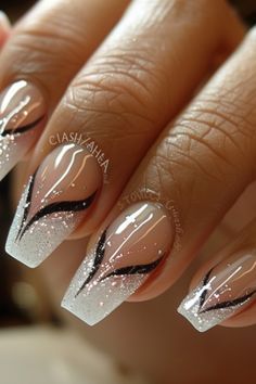 Elegant Nail Designs 2024, Ongles Nail Art, Elegant Wedding Nails, Elegant Touch Nails, Fake Nails White, New Years Eve Nails, Nagellack Trends, Manicure Nail Designs, Fancy Nails Designs