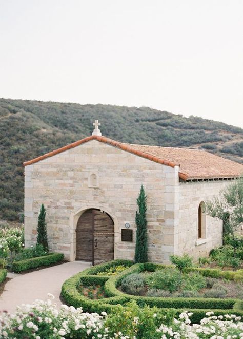 10 EUROPEAN INSPIRED WEDDING VENUES IN SOUTHERN CALIFORNIA - Carrie Mcguire Photography European Wedding Venue, Wedding Locations California, Jose Villa Photography, San Diego Wedding Venues, Jose Villa, European Wedding, California Wedding Venues, Wedding Venue Inspiration, Tuscany Wedding