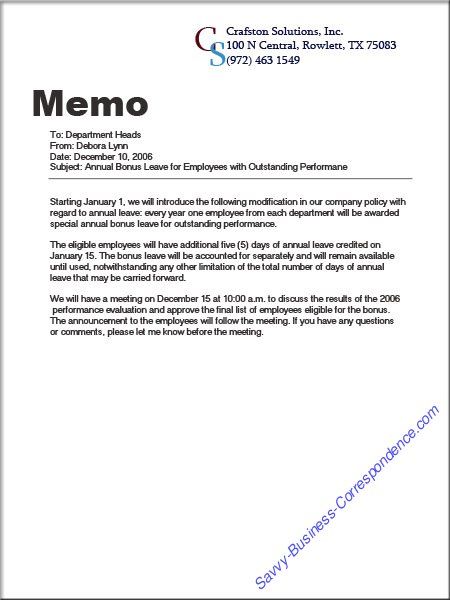 #18: In class we also learned about how to write memos and what a good example looks like and a bad one. Writing memos is another way to communicate information to another colleague in the workplace. Memo Examples, Memo Format, Business Memo, Business Writing Skills, Internal Memo, Memo Writing, Writing Examples, Business Letter Format, Memo Template