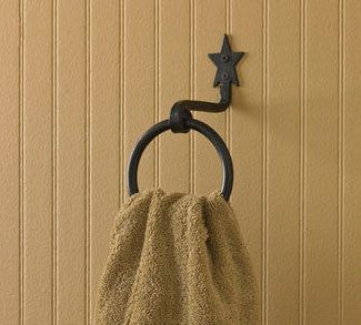 Primitive Bathroom, Towel Display, Primitive Stars, Primitive Bathrooms, Primitive Star, Ring Hook, Primitive Homes, Park Designs, Primitive Kitchen