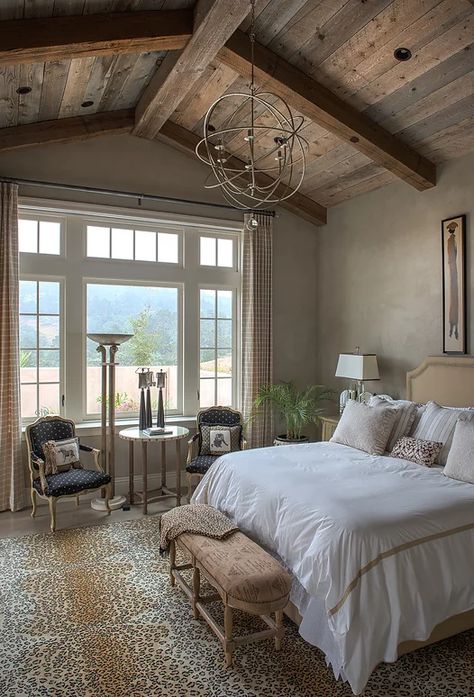 Master Bedrooms Wood Ceiling, Rustic Shed House, Barndominium Addition To House, Rustic House Floor Plans, Small Barndominium Interior, Luxury Cabin Bedroom, Vaulted Ceiling Bedroom Master Suite, Barndominium Bedroom Ideas, Pole Barn House Interior