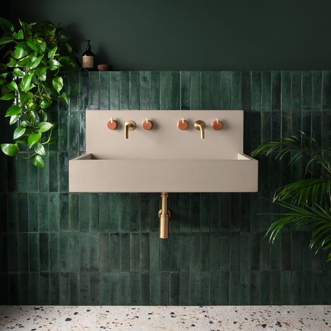 Leafy Bathroom, Moody Green Bathroom, Pink And Green Bathroom, Bathroom With Plants, Potted Bamboo, Designer Bathrooms Luxury, Concrete Trough, Colour Drenching, Coloured Concrete