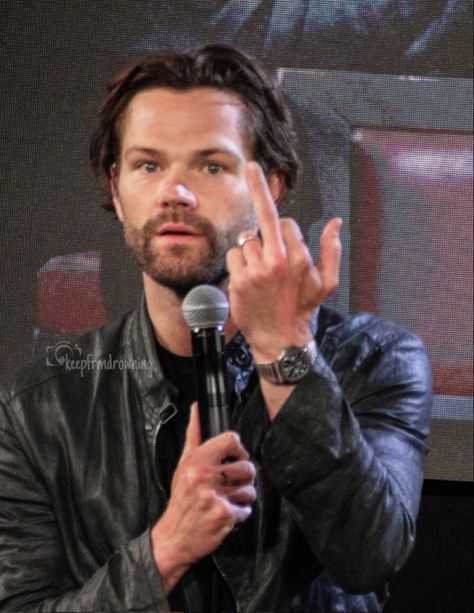 Reaction Photo, Sammy Supernatural, Supernatural Sam Winchester, Dean Forester, Aaliyah Pictures, Supernatural Actors, Supernatural Pictures, Winchester Supernatural, Supernatural Sam