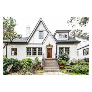 Downtown Decatur Tudor - Traditional - Exterior - Atlanta - by Level Craft Construction | Houzz Tudor Exterior, Clap Board, Tudor Style Homes, Interior Design Software, Traditional Exterior, Tudor Style, Exterior Paint Colors, Kitchen Mirror, Exterior House