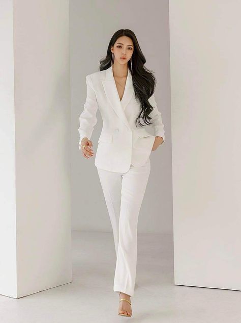 White Formal Suits For Women, Classy Business Outfits Skirt, White Corporate Attire, All White Suit Women, Coat White Outfit, White Suits For Women Classy, White Coat Ceremony Outfit, Convocation Outfit, Graduation Outfits For Women