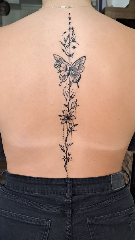 Honeycomb Back Tattoo, Flower And Butterfly Back Tattoo, Tattoo Flowers And Butterflies, Back Tattoo Women Butterfly, Spine Tattoos For Women Butterflies, Butterfly Spine Tattoos For Women, Spine Butterfly Tattoo, Butterfly Back Tattoos, Spine Tats For Women