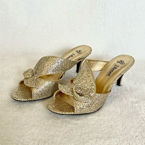 True To Size. Womens Size 8. Sculptural Swirls Grace A Modern Slide Sandal In Shimmer-Struck Fabric. 2 3/4" Heel Textile Upper/Synthetic Lining/Textile Sole. By J. Rene; Imported. Women's Shoes. Church Lady Hats, J Renee Shoes, Slide Sandals, Hats For Women, Shoes Women Heels, Women's Shoes, Silver Gold, Shoes Heels, Womens Sizes