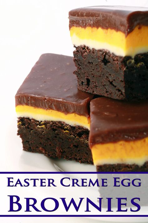 Cream Egg Brownies, Cadbury Creme Egg Recipes, Easter Brownies, No Egg Desserts, Cadbury Creme Egg, Brownies Chocolate, Brownie Ingredients, Creme Egg, Homemade Brownies