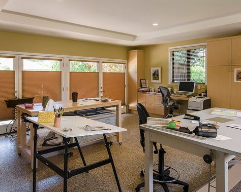 Turn the garage into a cool and lovely home office Convert Garage To Office, Converted Garage, Cool Office Space, Garage Remodel, Garage Office, Contemporary Home Office, Garage Work Bench, Garage Conversion, Garage Makeover