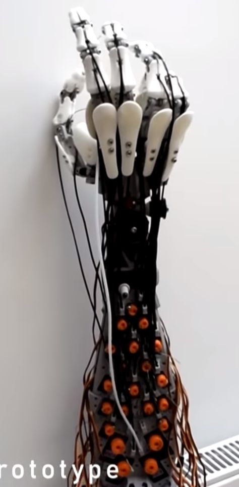 Bionic Hand, Prosthetic Hand, Robotic Hand, Robot Mechanics, Robot Design Sketch, Robot Hand, Robot Parts, Futuristic Robot, Amazing Technology