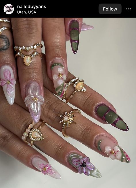 Jewelry Nail Art, Botanical Nails, University Clothes, Freestyle Nails, Nail Design Glitter, Milky Nails, Kehlani, Luxury Nails, Manicure Y Pedicure