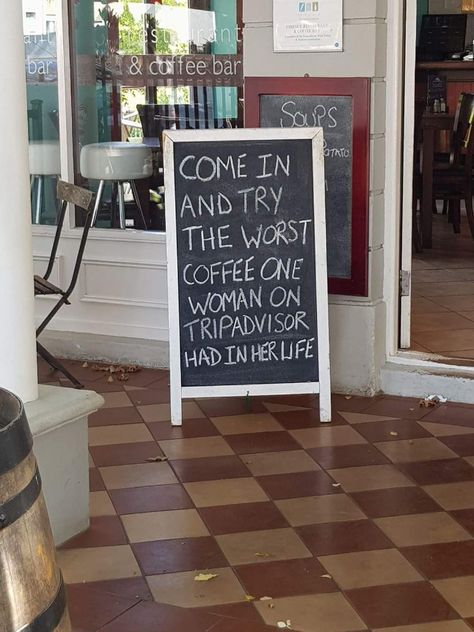 Try the worst coffee one woman on Tripadvisor had in her life! Karen Memes, Cant Stop Laughing, British Memes, Bad Coffee, Memes Hilarious, Morning Humor, Can't Stop Laughing, Someecards, Funny Signs