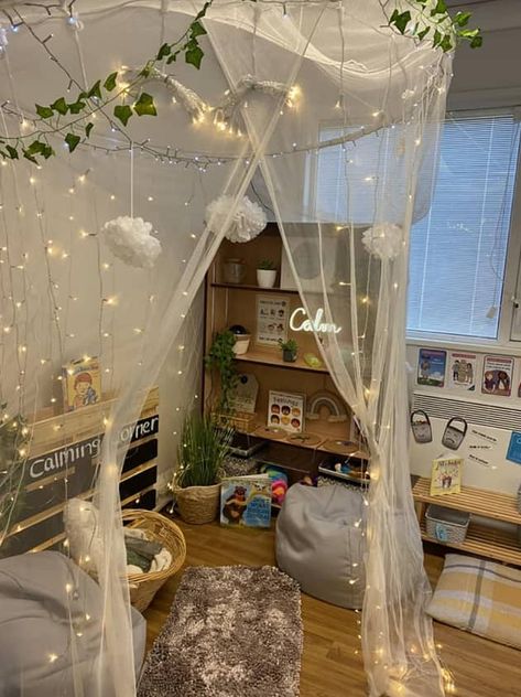 Baby Room Indoor and Outdoor Set-Up Ideas for Early Years Settings Early Years Sensory Room, Small Home Childcare Room Ideas, Cosy Corner Classroom, Cosy Areas Early Years, Nursery Sleep Room Ideas Childcare, Early Years Baby Room Ideas, Childcare Set Up Ideas, School Nurture Room Ideas, Toddler Childcare Room Ideas