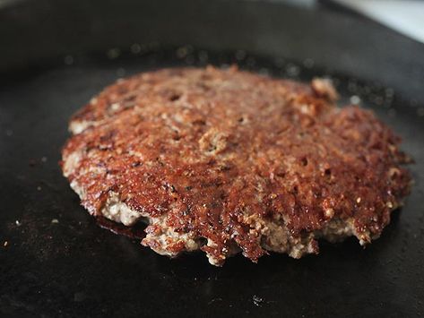 T made 7/4/19 - Bomb! It cooks for 2 mins total, so still rare inside! Learn how to make classic smashed cheeseburgers with a deep brown, beefy crust. Smashed Burgers, Smash Burger Recipe, Bar Restaurant Design, Griddle Recipes, Griddle Cooking, Tv Chefs, Design Café, Food Lab, Hamburger Patties