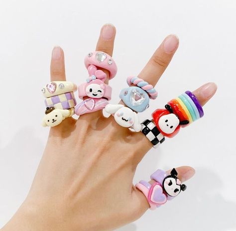 Clay Rings, Cute Polymer Clay, Pasta Flexible, Resin Charms, Unique Crafts, Charm Rings, Clay Charms, Diy Clay, Polymer Clay Crafts