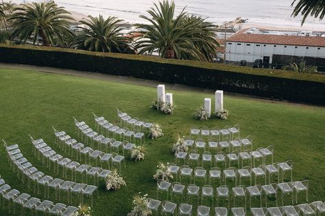 Jennifer Hughes | Owner of LSE | A layout with curved ceremony seating, my favorite. @janellanadine ☁️ xxJH #anLSEwedding - Stylist and Planner @laurelstreetevents Florist... | Instagram Unique Seating Wedding Ceremony, Round Wedding Ceremony Seating, Ceremony Seating Arrangements, Florist Instagram, Curved Seating, Seating Wedding, Wedding Ceremony Seating, Ceremony Seating, Theater Seating