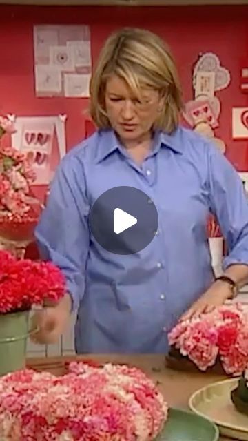 Martha Stewart on Instagram: "It’s time to rethink carnations. #MarthaCollective entertaining expert @seenbysharkey has long appreciated the often-overlooked blooms due to their classic fragrance and wide array of colors and varieties. One way to bring out the best of carnations is by arranging them into a flower heart, as Martha does in this vintage clip. These displays are easy to craft, giftable, work as décor, and are as fun to make as they are charming. Head to the link in our bio to learn more elegant ways to arrange carnations, just in time for Valentine’s Day." Carnation Flower Arrangements, Carnation Centerpieces, Carnation Wedding, Carnation Flower, Valentine Wedding, Vintage Clip, Flower Heart, Martha Stewart, Just In Time