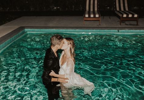 Swimming Pool Wedding, Italian Destination Wedding, Wedding Pool Party, Pool Wedding, Florence Wedding, Phuket Wedding, In N Out, Palm Springs Wedding, Travel Italy