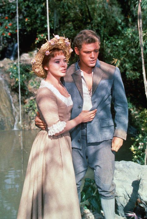 Janet Munro & James MacArthur in Swiss Family Robinson James Macarthur, 1960s Movies, Swiss Family Robinson, Disney Live Action Movies, Old Hollywood Movies, Read Aloud Books, Live Cricket, Disney Live Action, Star Show