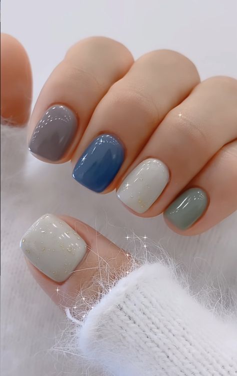 Simple Gelish Nails, August Nails 2023 Short, Office Nails Classy Short, August Manicure Ideas, Short Gelish Nails, Spring Nails Square Short, Short Square Spring Nails, August Nails 2023, Spring Nail Colours