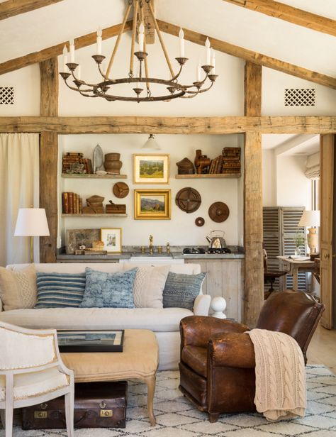 6 Inspiring Interior Designers You NEED TO KNOW! Patina Farm, Bookshelf Wall, Swedish Interiors, Refined Rustic, Patina Style, Interior Simple, Fresh Farmhouse, European Farmhouse, Farmhouse Inspiration