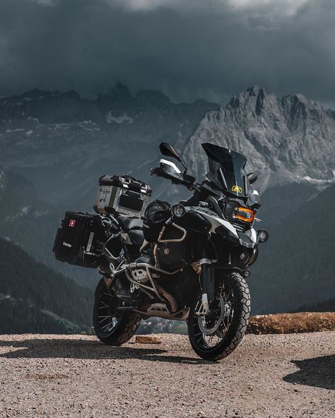 Bmw Gs 1250 Adventure Wallpapers, Bmw Gs 1250 Adventure, Bmw Gsa 1250, Bmw Adventure Bike, Nine T Bmw, Adventure Bike Motorcycles, Bmw Touring, Cafe Racer Moto, Motos Bmw