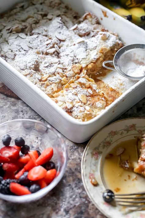 Craving a breakfast upgrade? Try our Almond Croissant French Toast Bake! 😍 Perfectly flaky croissants meet sweet indulgence in every bite. Get the recipe now! Croissant French Toast Bake, Gluten Free Croissant, Flaky Croissants, Croissant French Toast, French Toast Bake Recipe, Croissant Breakfast, Italian Breakfast, Almond Croissant, Ultimate Breakfast