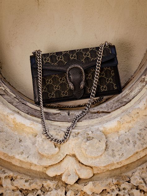 Black Gucci Bag, Alessandro Michele Gucci, Gucci Bag Dionysus, Best Tote Bags, Bridal Bag, Celine Handbags, Monogram Bag, Fall 2022, Gucci Black