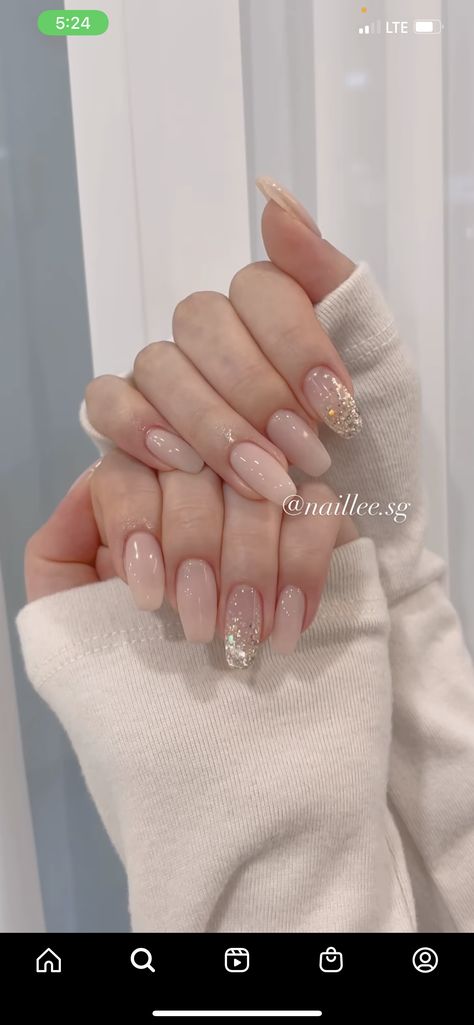 Classy Nail Extensions, Nails February, Nail Extensions Acrylic, Elegant Touch Nails, Bridal Nails Designs, Henna Nails, Nail Designs Ideas, Nails Design Ideas, Bridal Nail Art