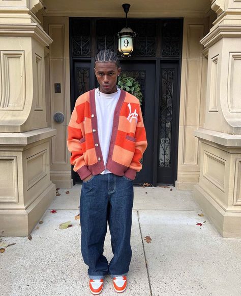 Orange Fits Men, Black Creatives, Vetements Shoes, Mens Fashion Swag, Streetwear Ideas, Black Men Street Fashion, Men Street Fashion, Street Style Outfits Men, Street Fashion Men Streetwear