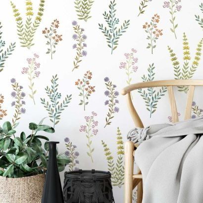 Floral Wall Painting Ideas, Flower Stencil Wall, Botanical Stencil, Stencil Wallpaper, Flower Wall Stencil, Flowers Stencil, Flower Stencils, Floral Mural, Eclectic Maximalism