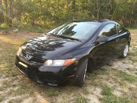 Car brand auctioned:Honda Civic EX Coupe 2-Door 2006 Car model honda civic ex coupe 2 door 1.8 l Check more at http://auctioncars.online/product/car-brand-auctionedhonda-civic-ex-coupe-2-door-2006-car-model-honda-civic-ex-coupe-2-door-1-8-l/ 2006 Honda Civic, 1st Car, Civic Ex, Honda Civic Ex, 19th Birthday, Car Brand, Honda Civic, Car Door, Car Model