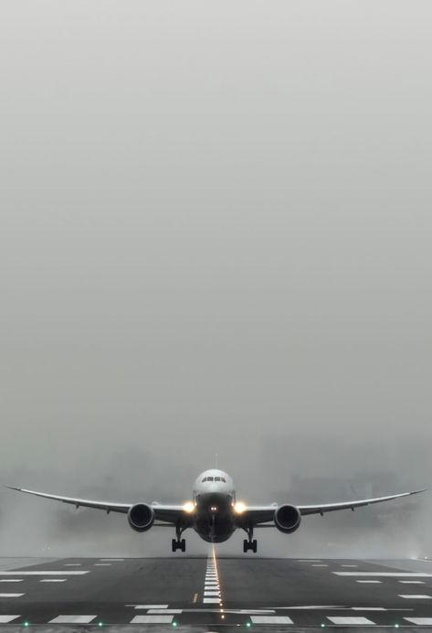 Plane Photography, Plane Photos, 787 Dreamliner, Boeing 787 Dreamliner, Airplane Wallpaper, Pilots Aviation, Airplane Photography, Passenger Aircraft, Boeing 787