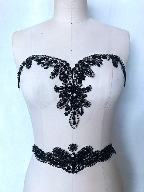 Gothic Wedding Corset Belt With Boned Bodice, Black Lace Applique Dress, Diy Bodice, Evening Black Corset With Lace Trim, Black Corset With Lace Trim And Sweetheart Neckline, Diy Necklines, Rhinestone Bodice Applique, Robe Diy, Eras Outfits