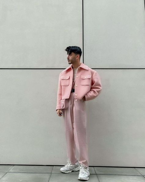 Streetwear High Fashion, Men Fashion Aesthetic, Fashion Sketches Men, Fashion Aesthetic Outfits, Cozy Streetwear, Spiritual Fashion, Men's Streetwear, Streetwear Essentials, Concept Clothing