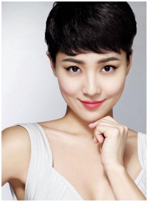 Asian Hairstyles Women, Low Maintenance Short Haircut, New Short Hairstyles, Asian Haircut, Cute Short Haircuts, Asian Short Hair, Chinese Hairstyle, Japanese Hairstyle, Funky Hairstyles